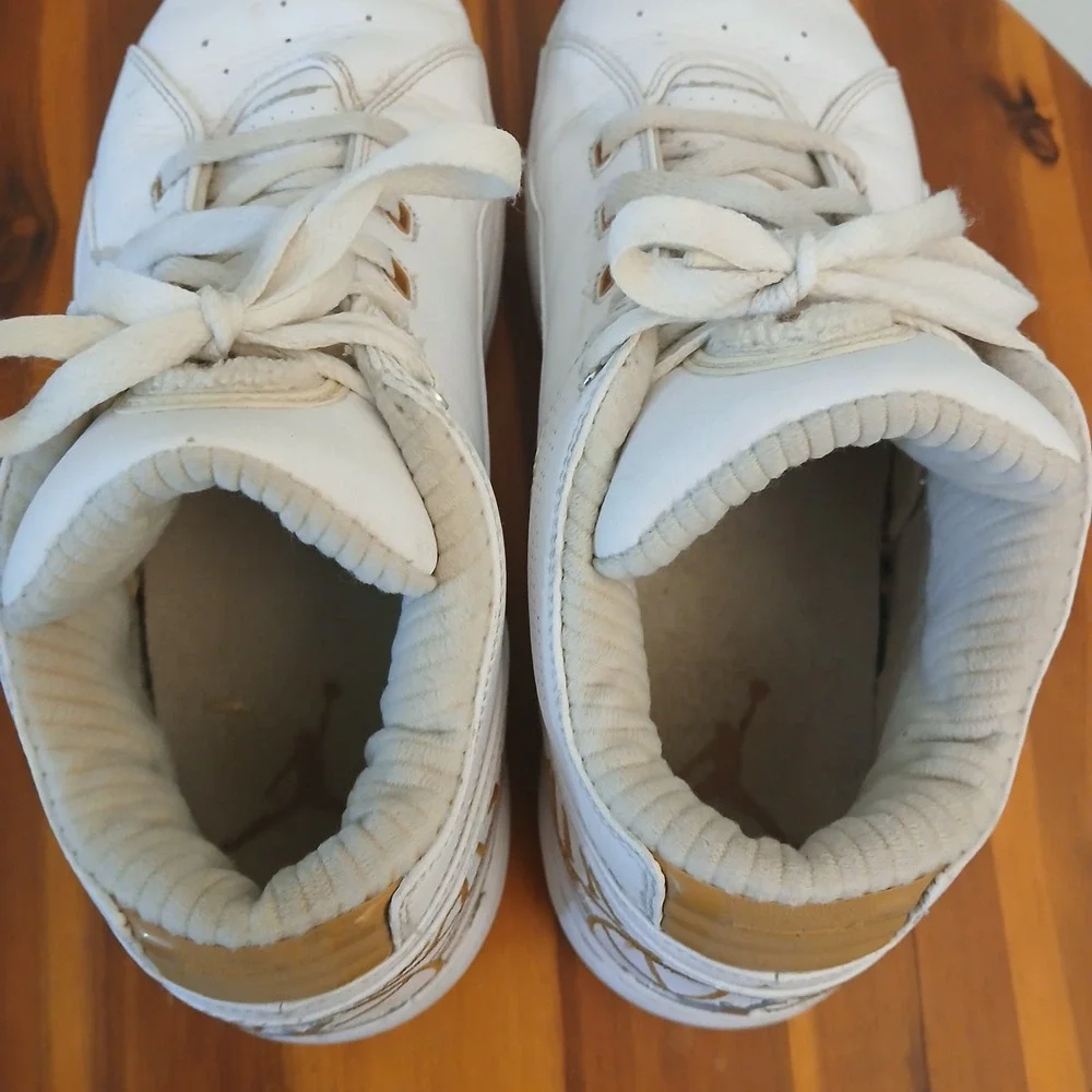 Nike Air Jordan 'O School Mens 10 White Metallic Gold Sneakers Shoes 317765-102